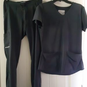Skechers scrub set. Top-small, Pants-xsmall petite. Pewter gray.